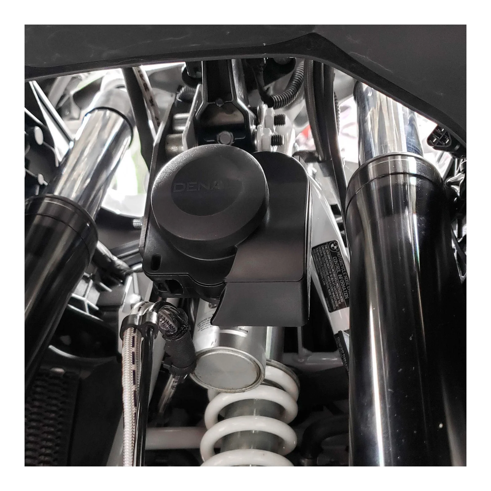 Denali Horn Mount for BMW R1200/R1250 GS 16-24/GS Adventure 14-24 w/SoundBomb Split Dual-Tone Air Horn - Image 2