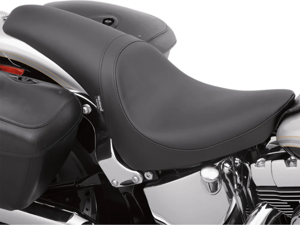 Drag Specialties DS-0802-0467 Predator Dual Seat Smooth Solar Leather Black for Harley-Davidson Softail 00-17 w/130 or 150 OEM Rear Tyre - Image 3