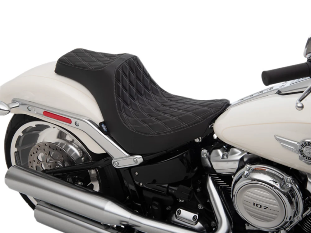Drag Specialties DS-0802-1189 Predator 3 Dual Seat w/Silver Double Diamond Lattice Stitch for Harley-Davidson Fat Boy 18-Up/Breakout 23-Up - Image 3