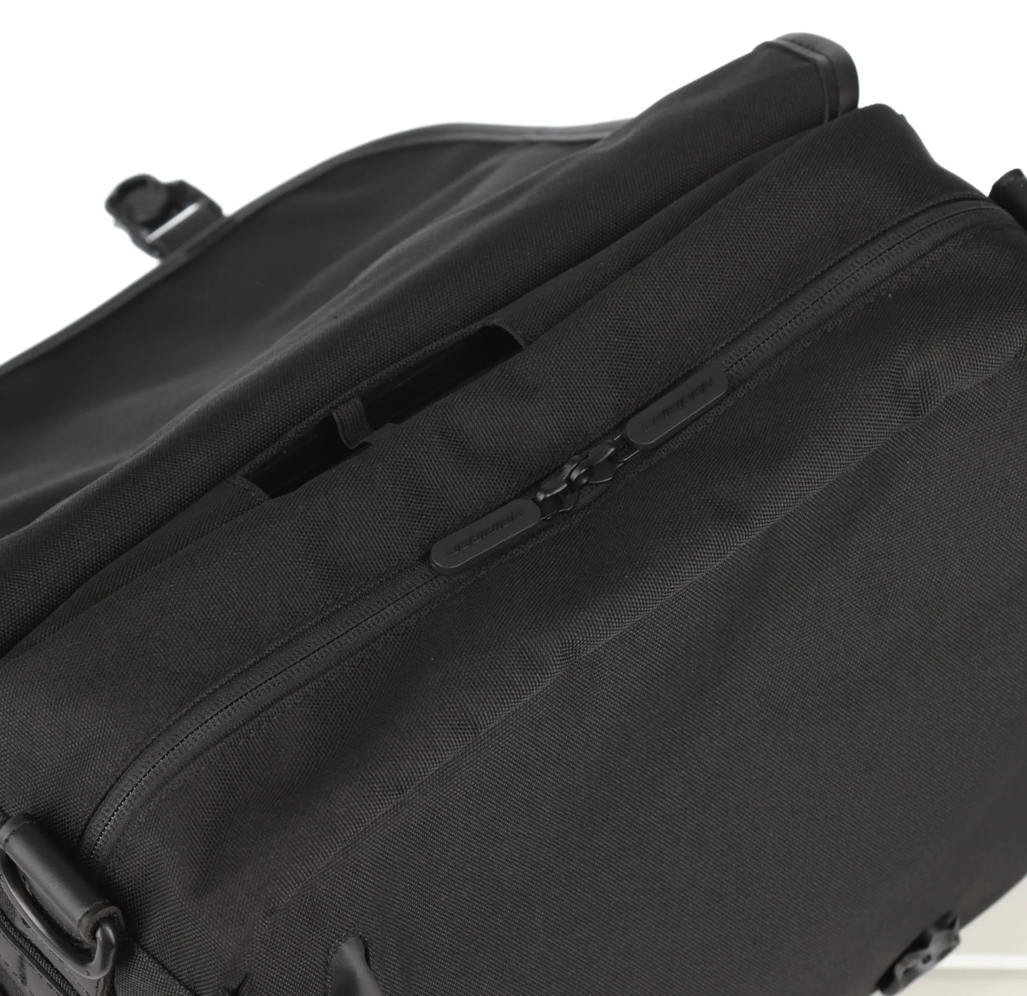 DriRider Legacy 12L Classic Black Saddlebag - Image 6
