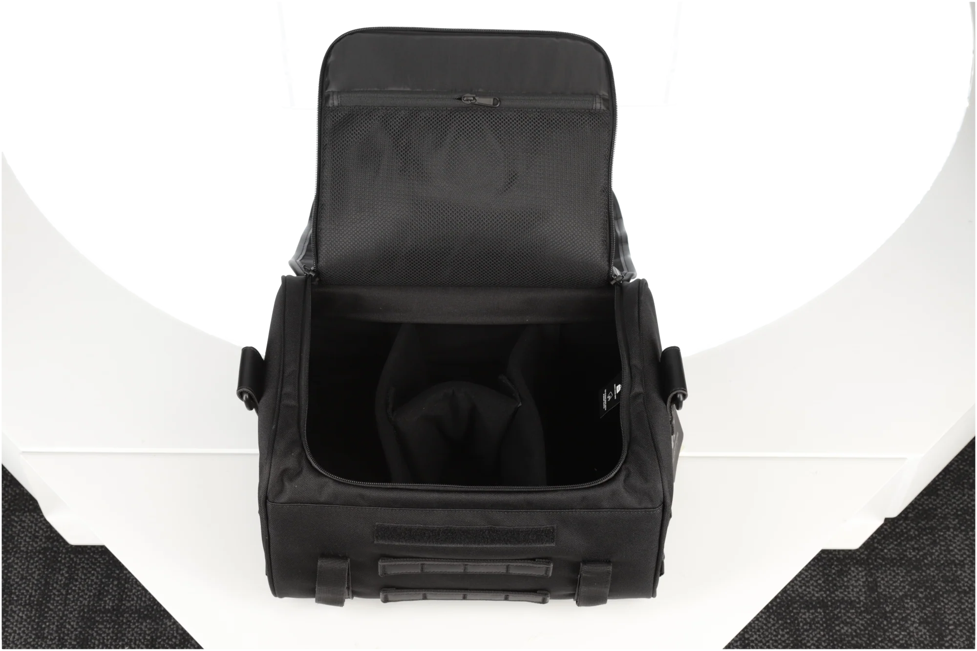 DriRider Legacy 17L Classic Black Duffle Bag - Image 7