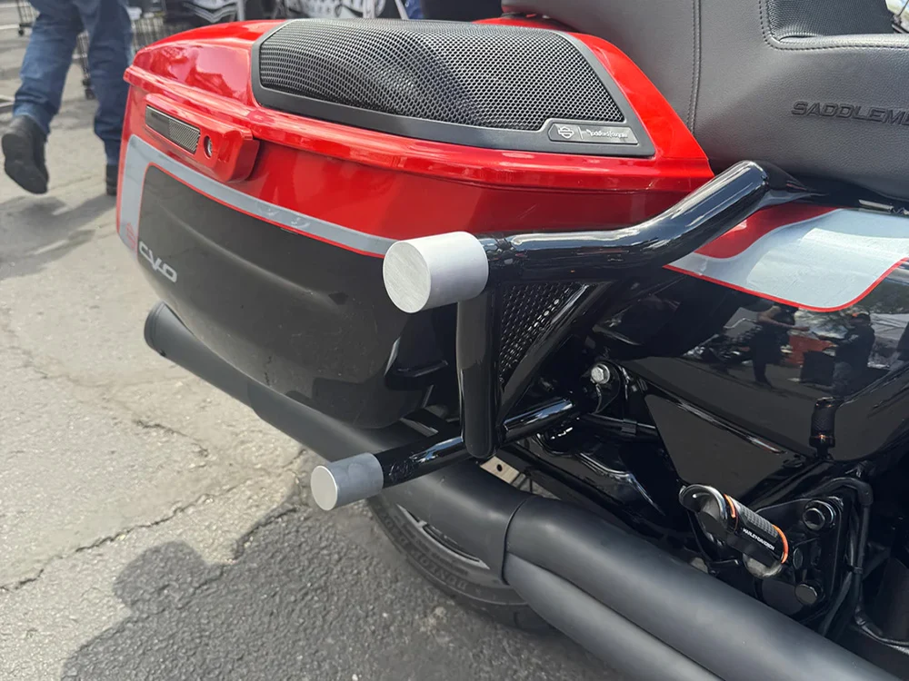 Factory 47 Cycles F47-BG4005001B Road Warrior Rear Crashbars Gloss Black for Harley-Davidson Touring 24-Up - Image 5