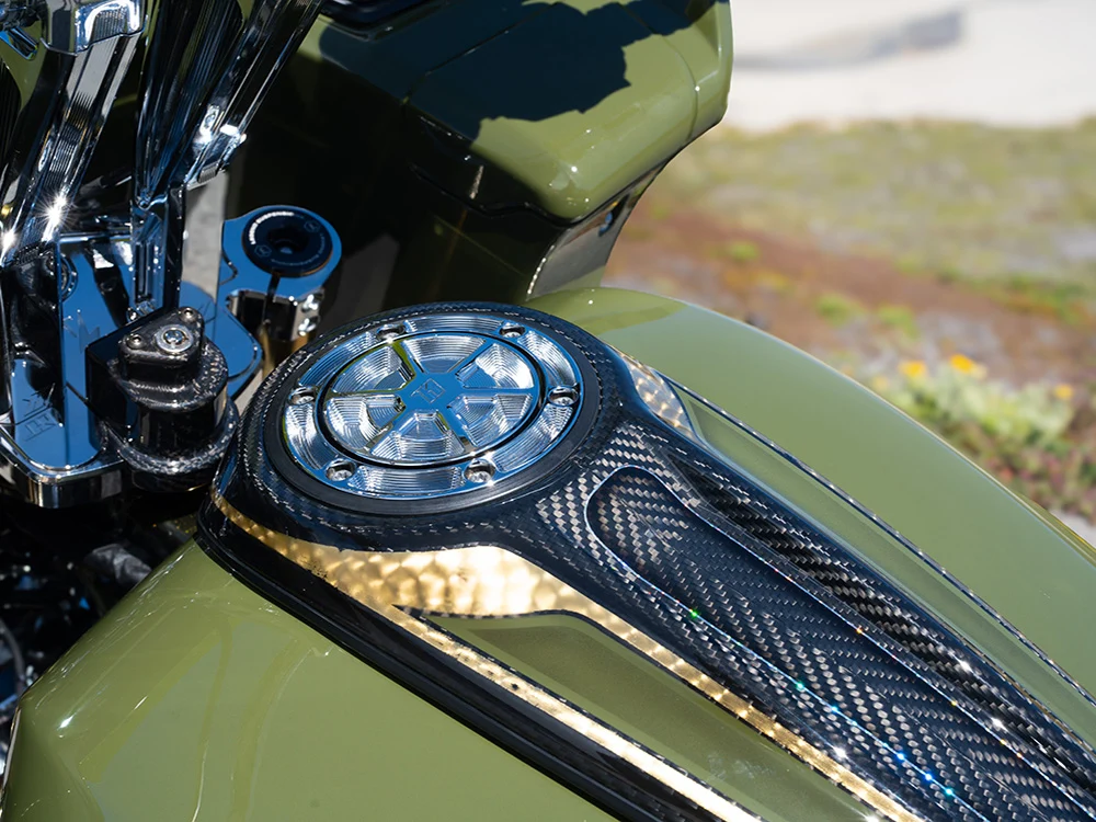 Kodlin KM-KUS61201 Ascent Pro Fuel Cap Chrome for Harley-Davidson CVO Touring 23-Up/Street Glide/Road Glide 24-Up/Touring 25-Up - Image 2