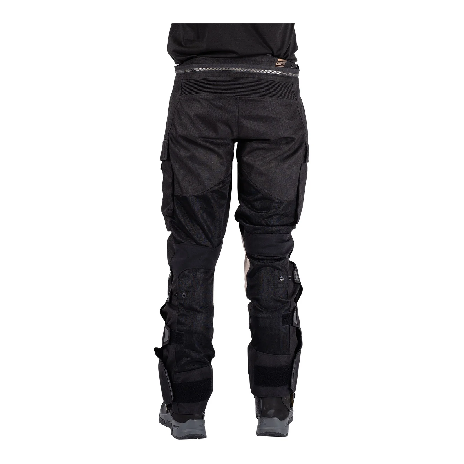 Leatt 5.5 ADV FlowTour Stealth Short Leg Textile Pants - Image 4
