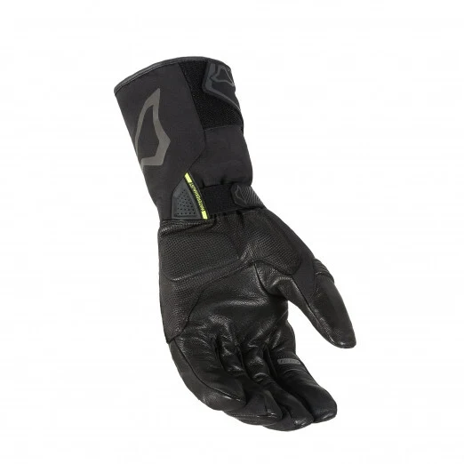 Macna Ion RTX Black Heated Gloves & Hard-Wire Kit - Image 2