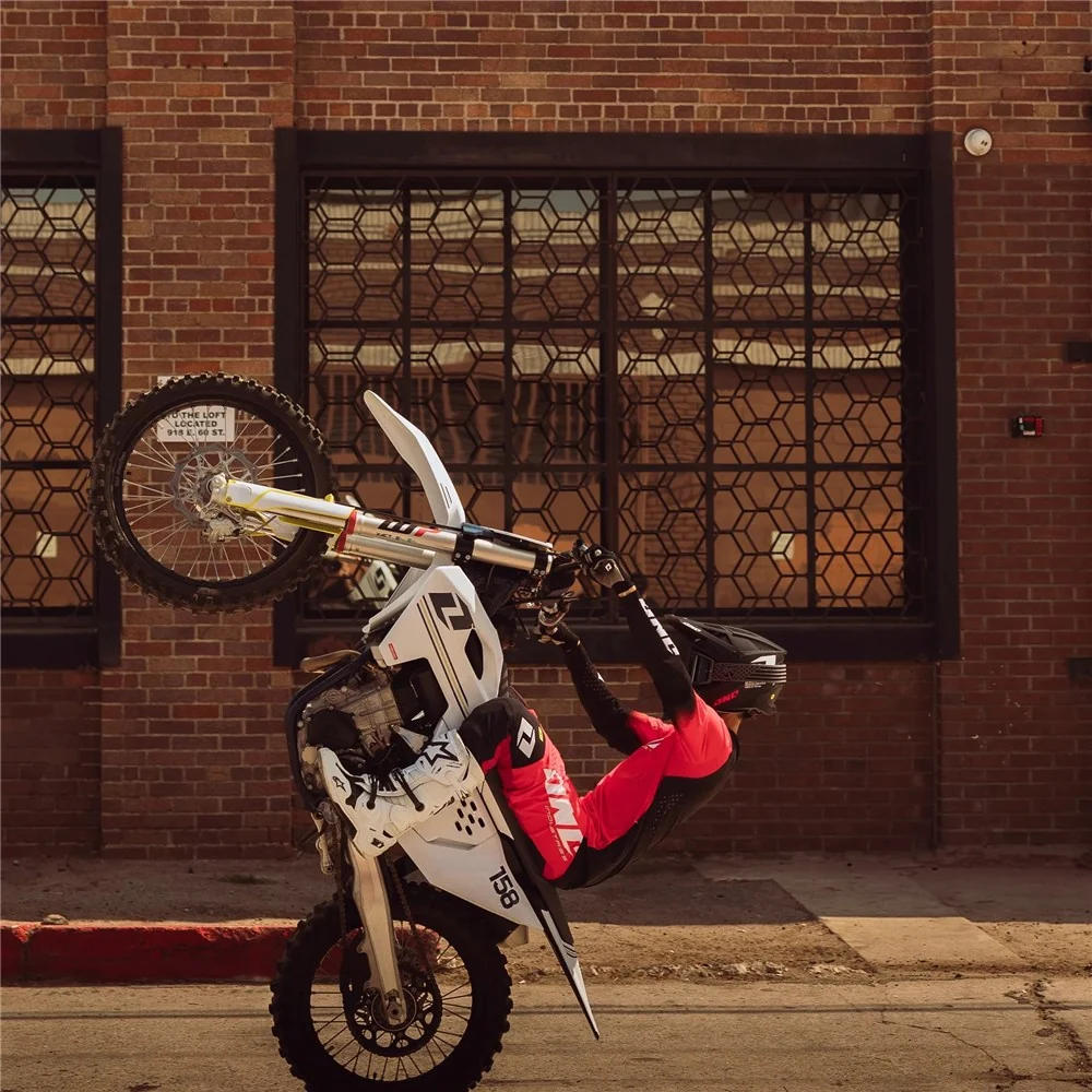One Industries X-297 Focus Black/White Helmet - Image 2