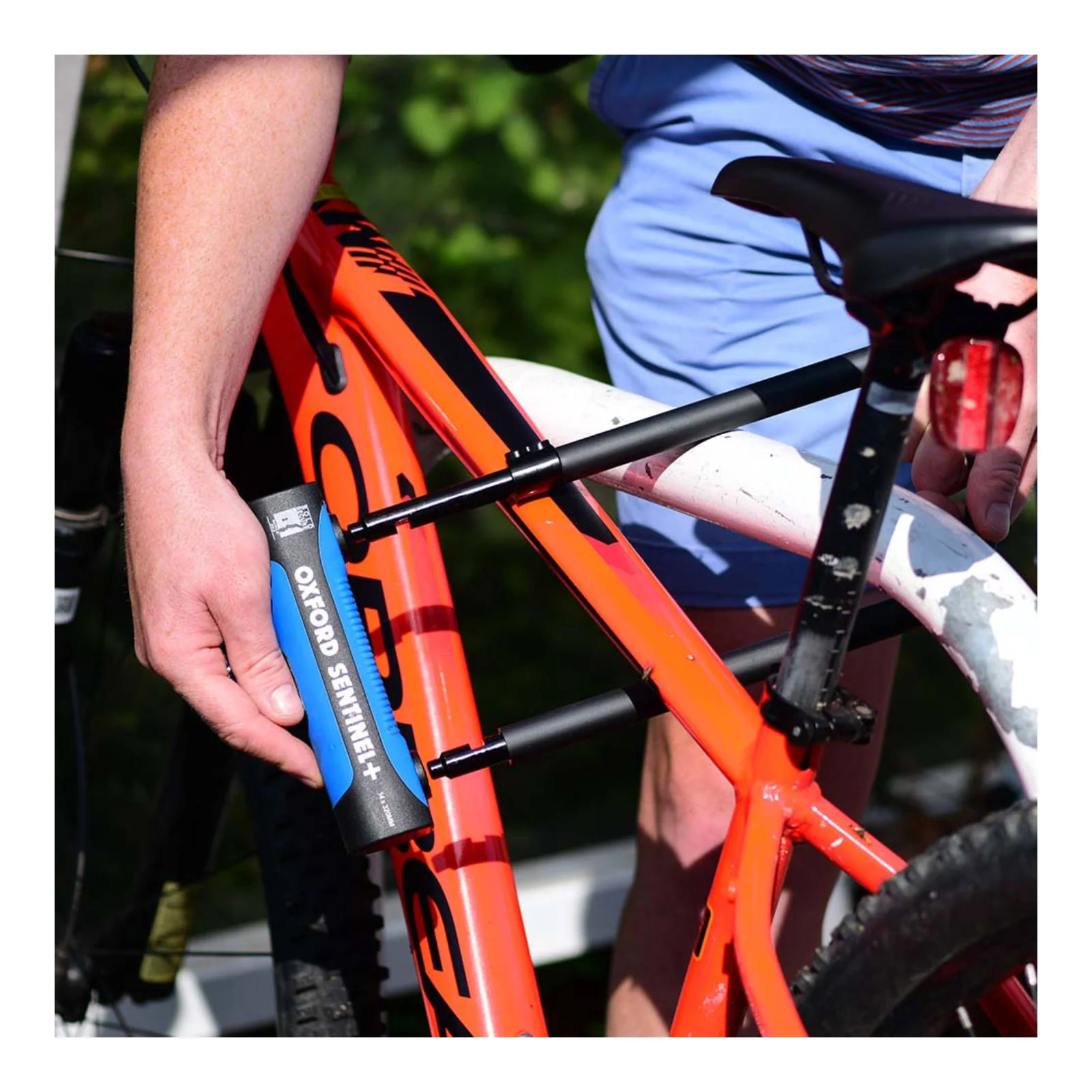 Oxford Sentinel Pro U-Lock (260mm x 177mm) - Image 5