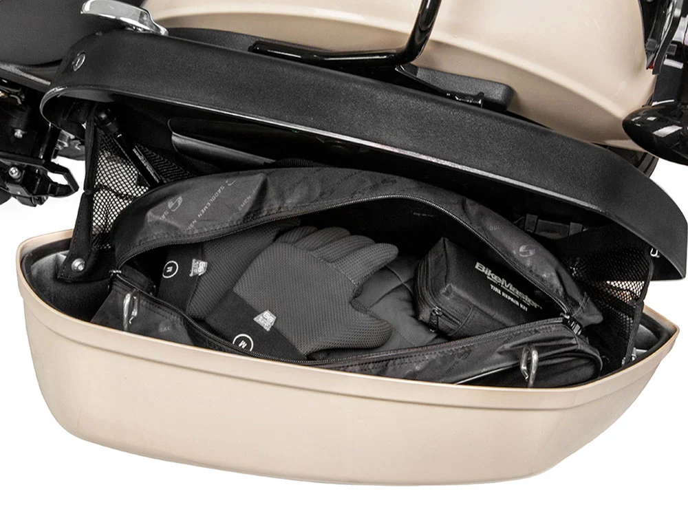 Saddlemen SAD-EX000979 Removable Saddlebag Liner Set for Low Rider ST 22-Up - Image 3