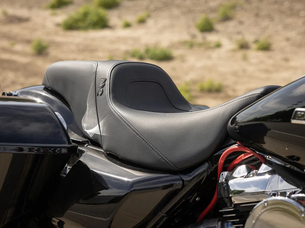 Saddlemen SAD-TS80807 Thrashin' Pro Series Smooth Dual Seat for most Harley-Davidson Touring 08-24 - Image 2