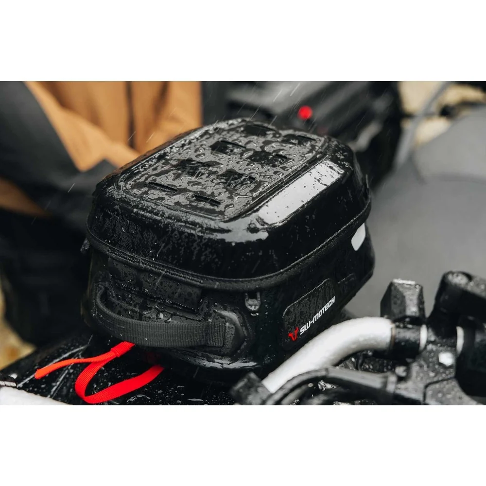 SW-Motech SW-BCWPB0002810000 PRO Micro WP 4L Tank Bag - Image 3