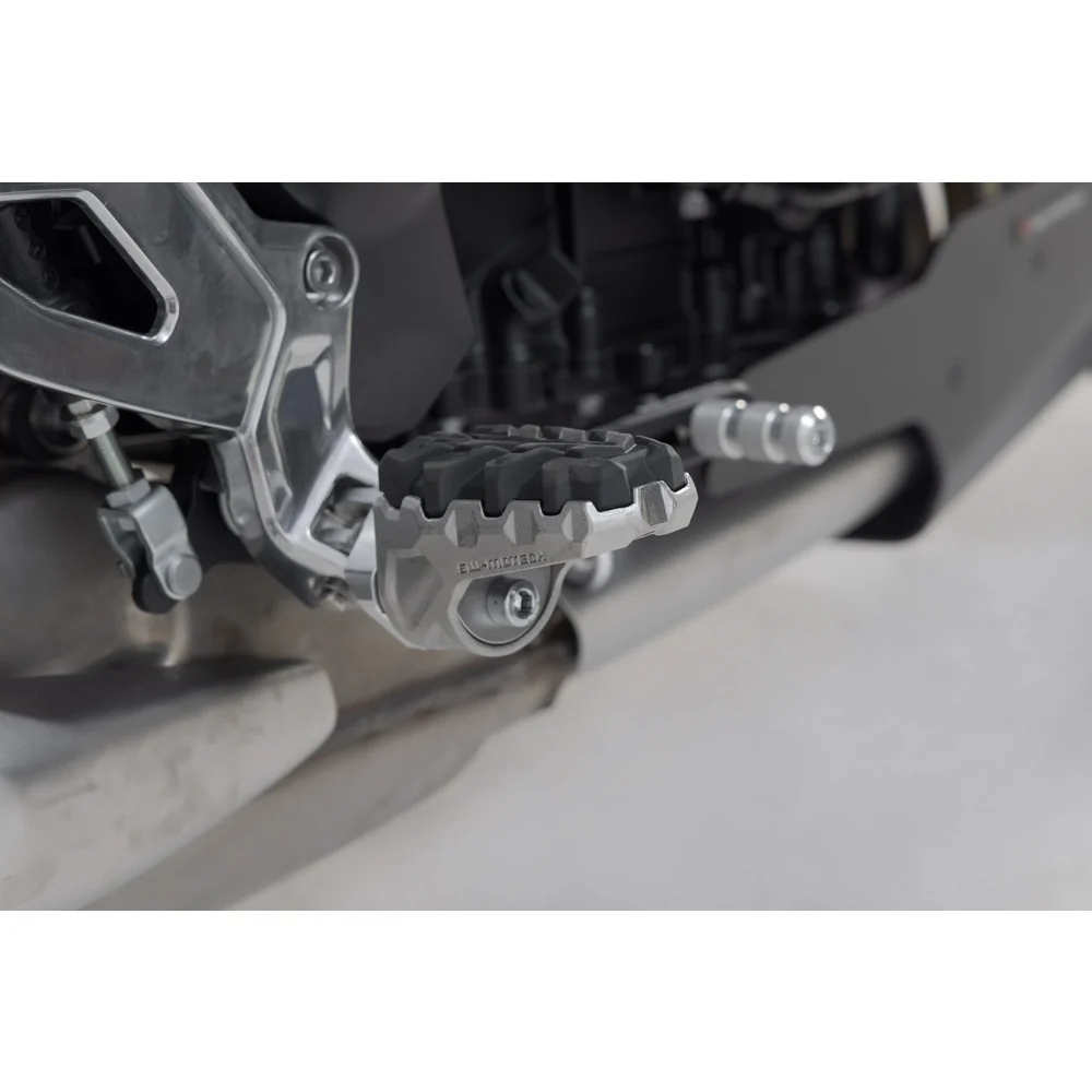 SW-Motech SW-FRS1111210500 EVO Footrest Kit Silver/Black for Triumph Tiger 660 21-Up - Image 5