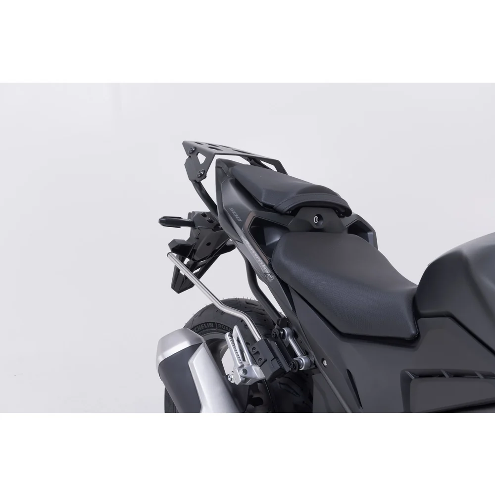 SW-Motech SW-GPT0159616000-B STREET-RACK Base Plate Black for Honda CB500 Hornet 23-Up - Image 2