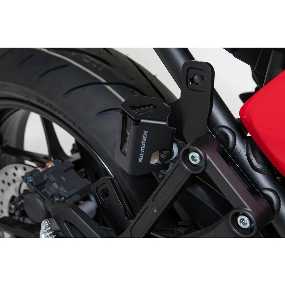 SW-Motech SW-SCT0692110000-B Brake Fluid Reservoir Guard Black for Yamaha Tracer 9/Tracer 9 GT 20-Up/Tracer 9 GT+ 22-Up - Image 3