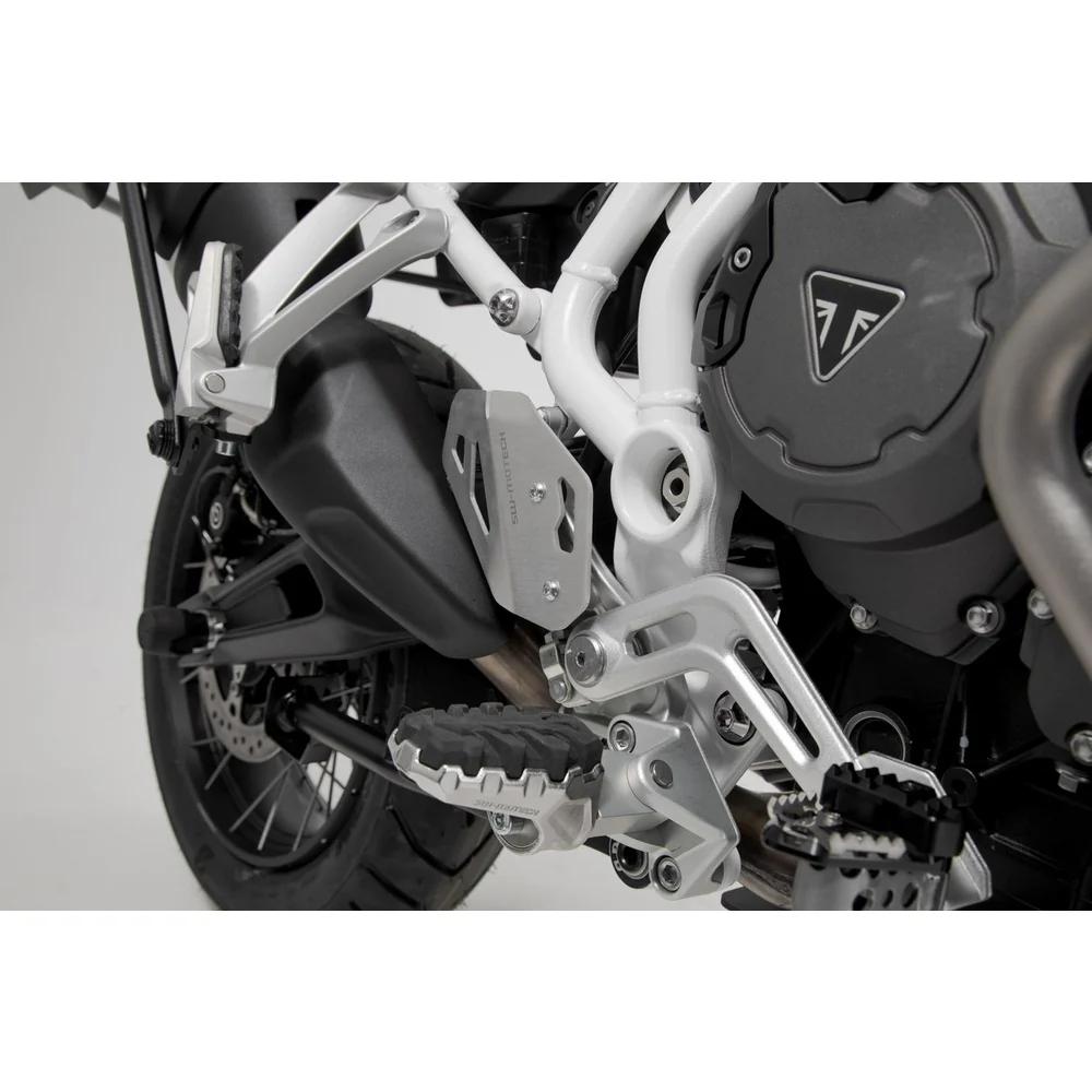 SW-Motech SW-SCT1195310000-B Right Heel Protector Black for Triumph Tiger 900/Tiger 900 GT/Tiger 900 GT Pro/Tiger 900 Rally/Tiger 900 Rally Pro 19-Up - Image 2
