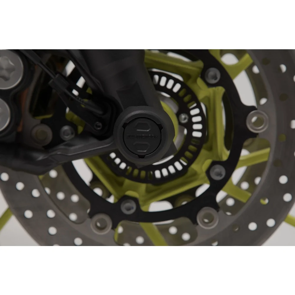 SW-Motech SW-STP0617610701-B Front Axle Slider Set Black for Aprilia RS 660 20-Up/Tuono 660 20-Up/Yamaha YZF-R7 21-Up/FJ-09/MT-09 16-20/MT-09 SP 17-20/MT-09 Tracer/Tracer 900 16-20/Tracer 900 GT 18-20 - Image 3