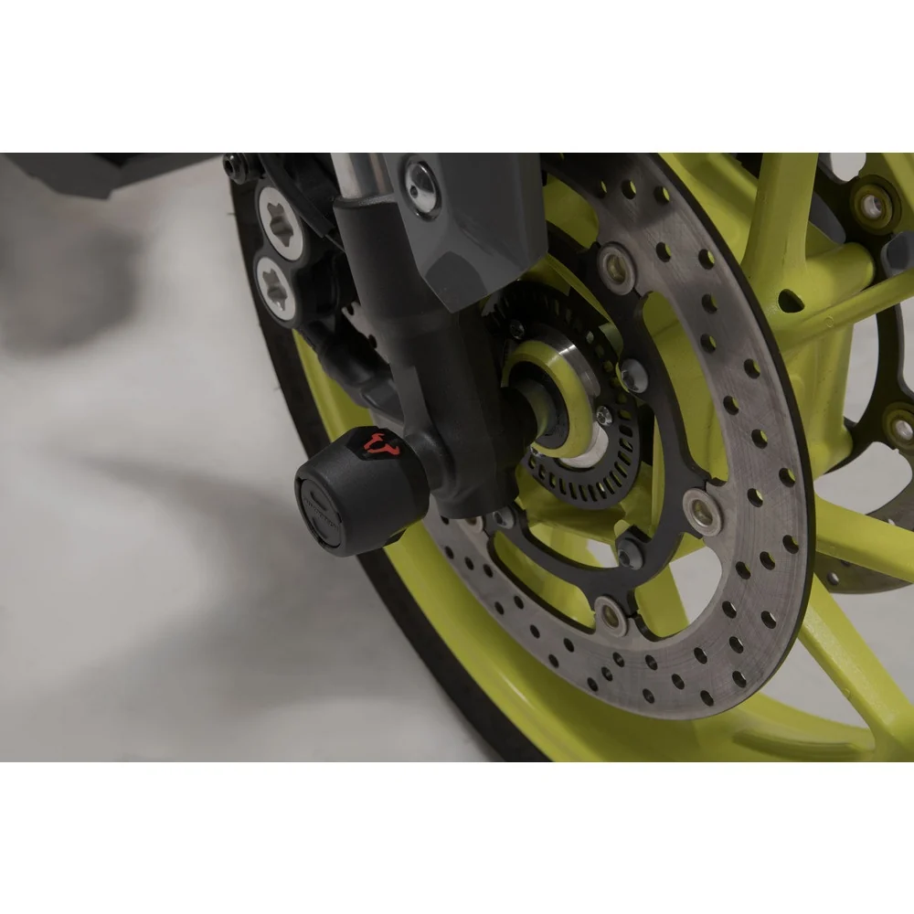 SW-Motech SW-STP0617610701-B Front Axle Slider Set Black for Aprilia RS 660 20-Up/Tuono 660 20-Up/Yamaha YZF-R7 21-Up/FJ-09/MT-09 16-20/MT-09 SP 17-20/MT-09 Tracer/Tracer 900 16-20/Tracer 900 GT 18-20 - Image 4