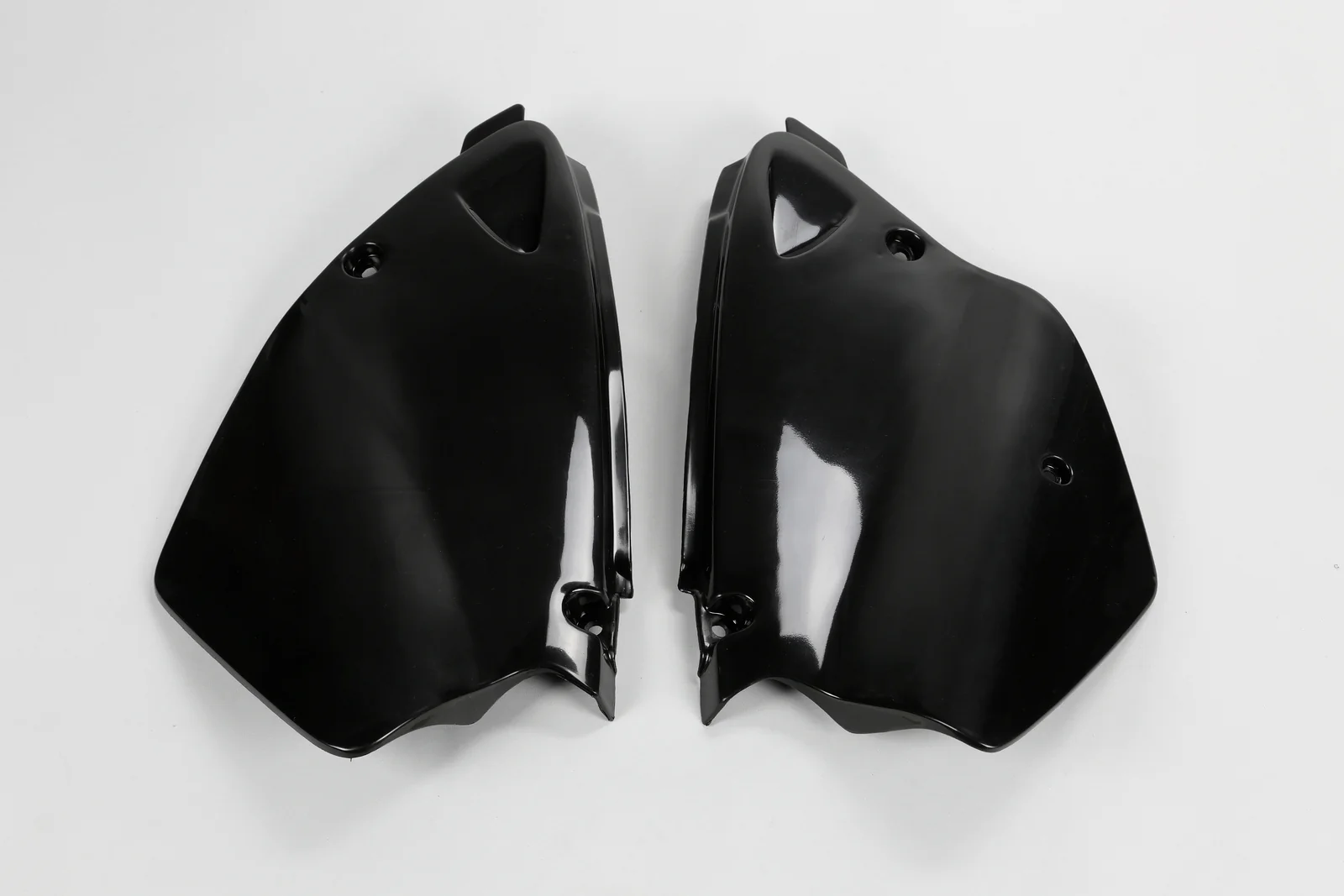 UFO Side Panels Black for Yamaha YZ 125/YZ 250/WR 125/WR 250 96-01