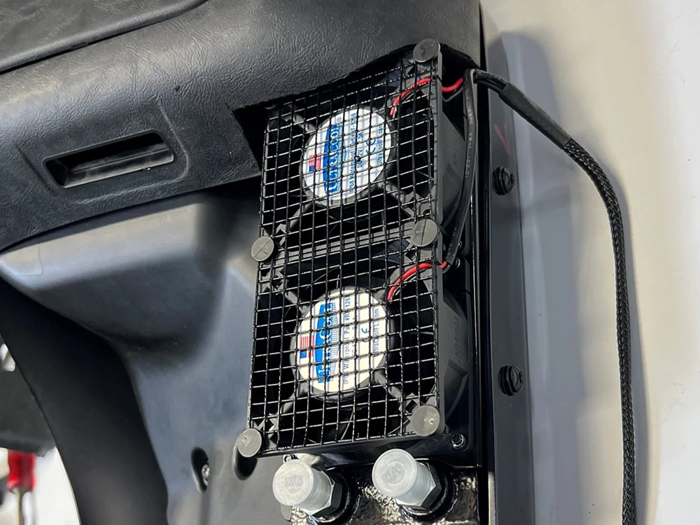 UltraCool UC-SMT8-6N Lower Fairing Mounted Oil Cooler Kit for Harley-Davidson Touring 17-24 w/Lower Fairing - Image 5